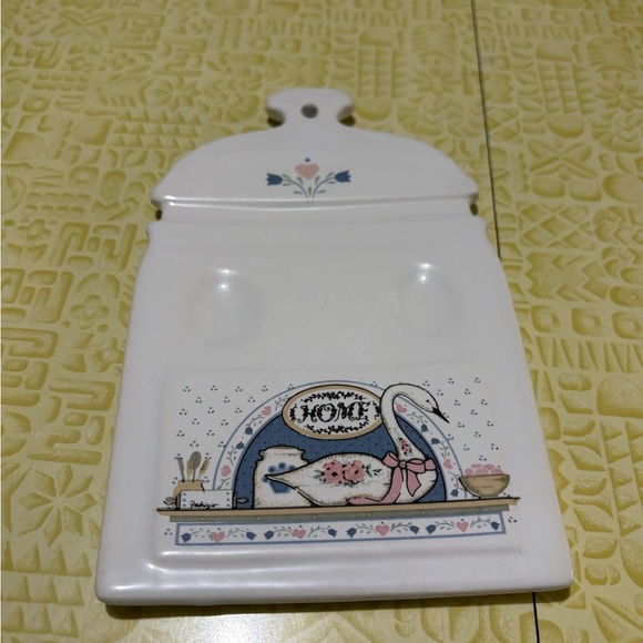 Vintage White Home Accent Jar Spoon Rest - Picture 3 of 8